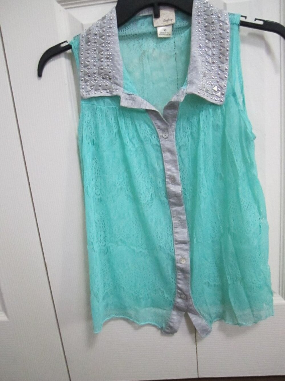 Daytrip Mint Sheer Lace Sleeveless Button-Down with Studded Gray Collar